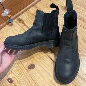 Dr Martens Chelsea style boots size 8